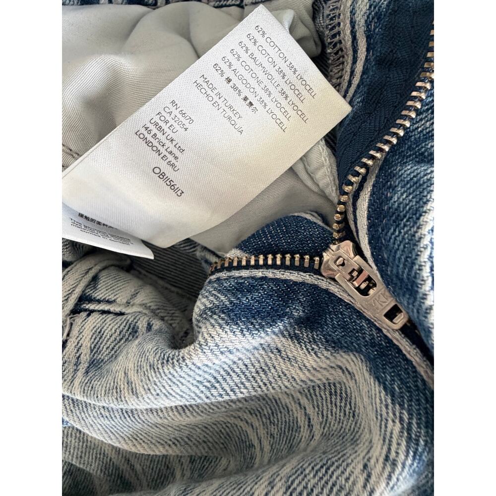 Free People Dogtown High Rise Jean Shorts 29 Striped Bermuda Denim w/ Frayed Hem - Picture 6 of 6
